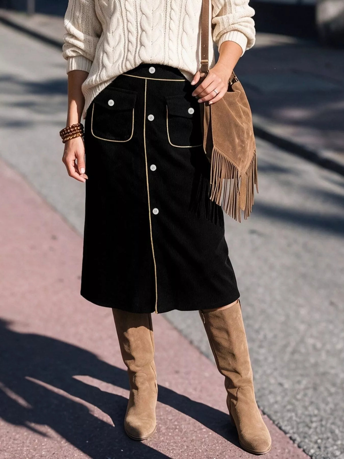 corduroy midi skirt – buttoned body: not lined | dropsona - neutral - close-up detail