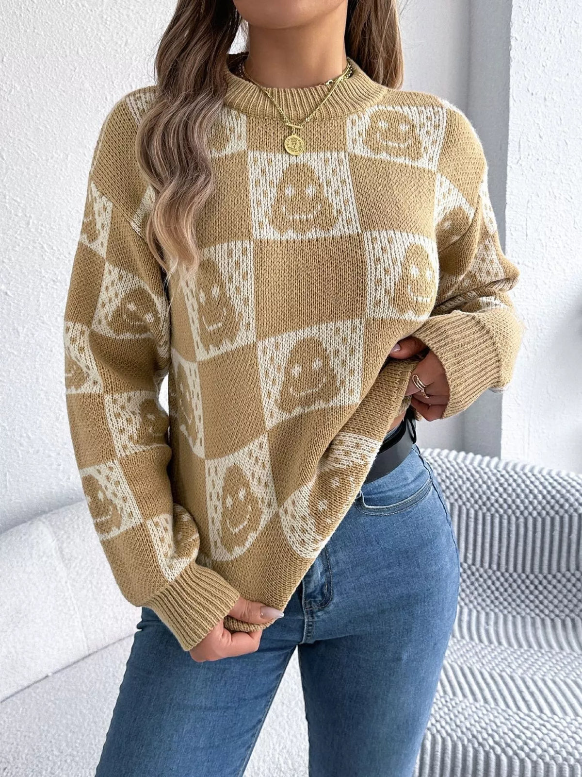 checkerboard halloween graphic sweater – basic style | dropsona - neutral - material texture