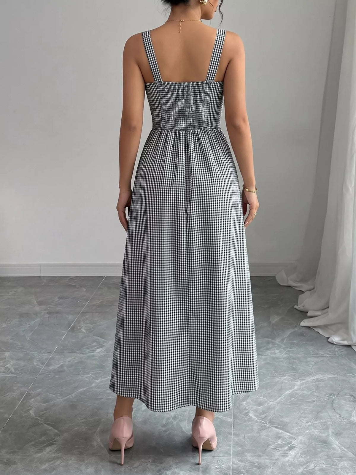 square neck gingham midi dress – pleated,seam detail | dropsona - neutral - size reference