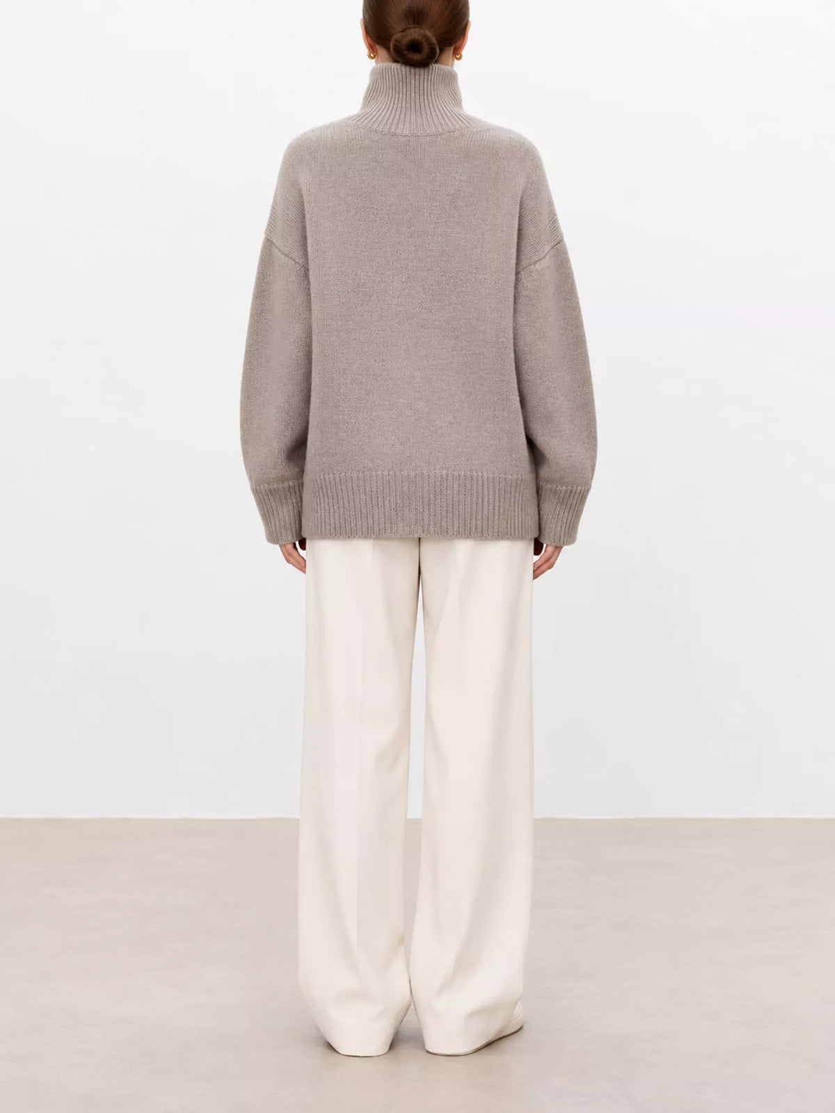 oversized turtleneck wool sweater | dropsona - neutral - size reference