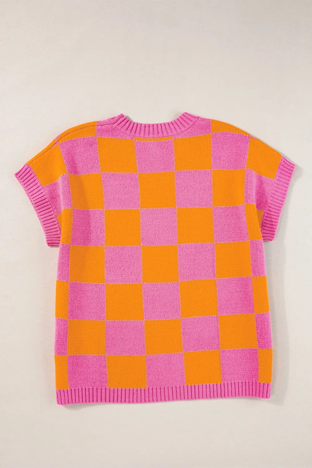 checkered round neck short sleeve sweater | dropsona - neutral - usage example