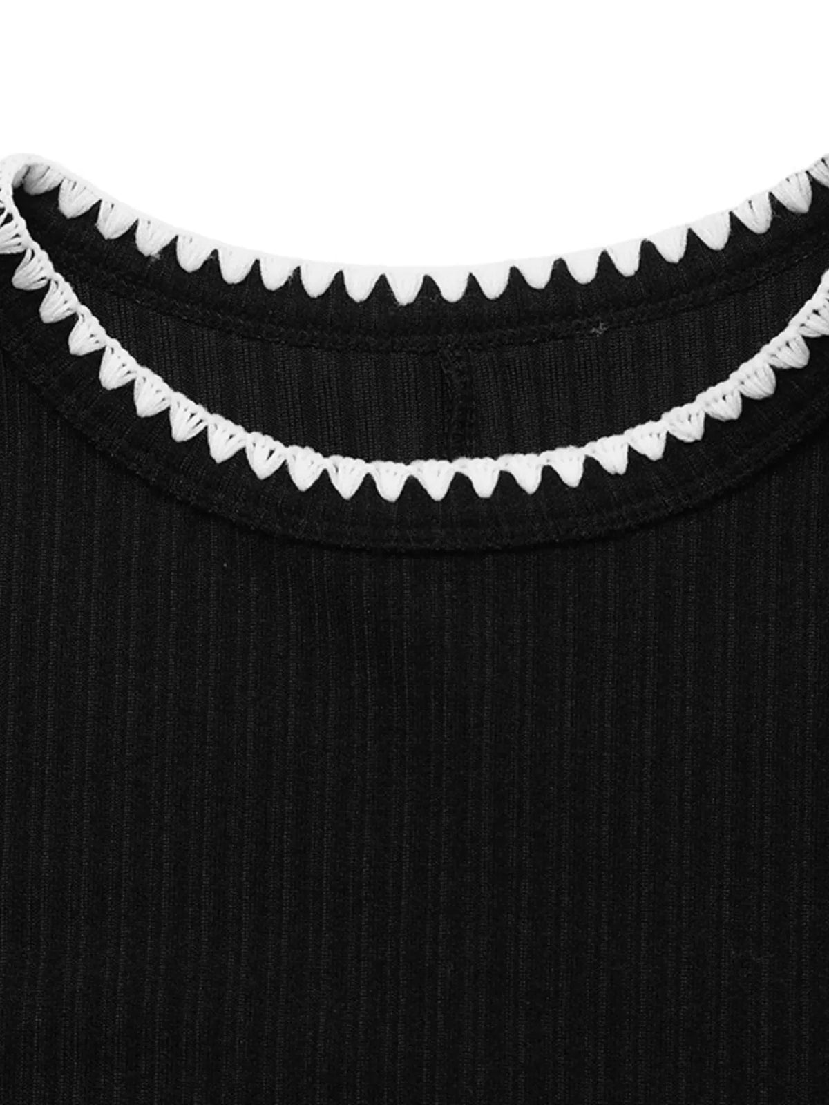contrast trim ribbed knit dress – ribbed,slit | dropsona - neutral - close-up detail