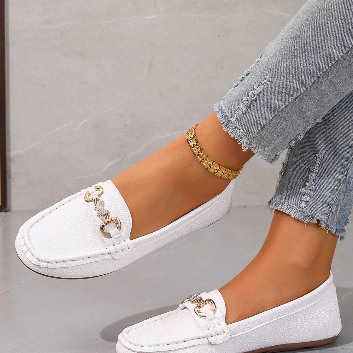 round toe slip-ons – gorgeous boots | dropsona - neutral - material texture
