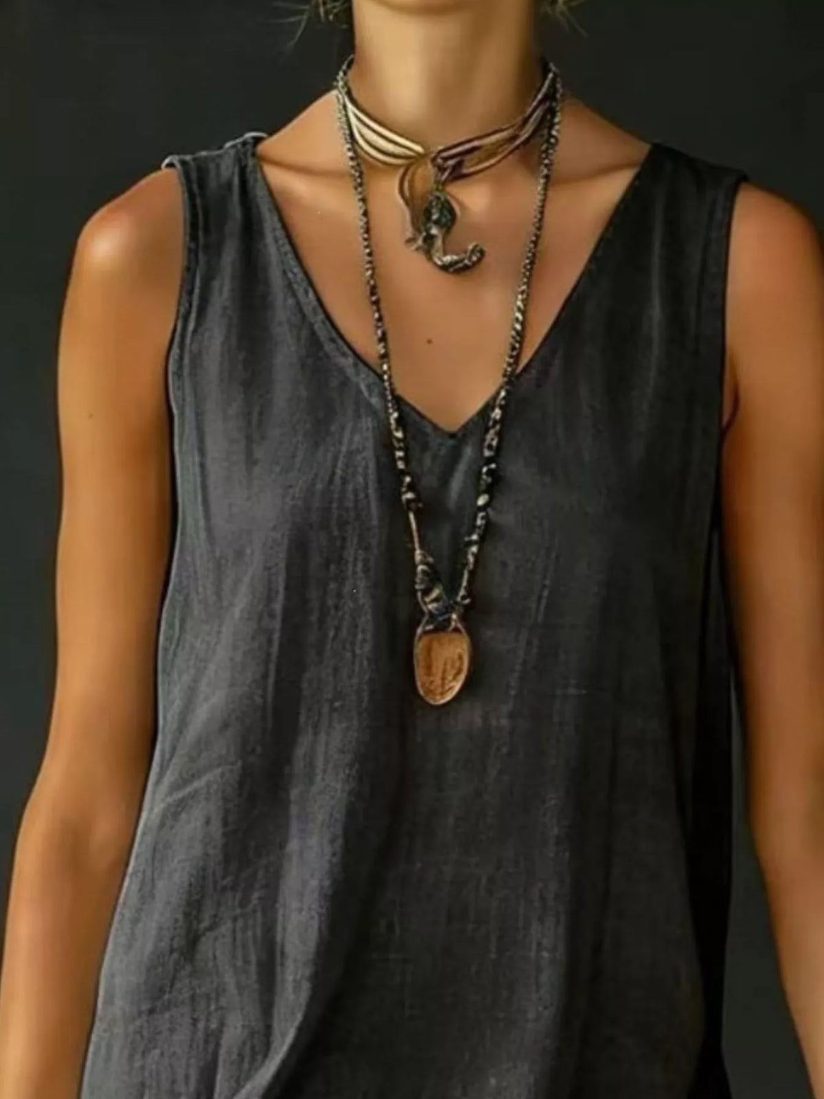 full size ruffled hem v-neck sleeveless dress plus size - size reference