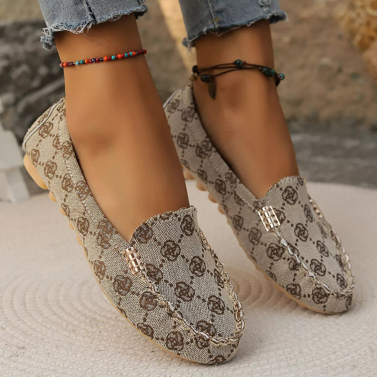 round toe slip-ons – mirage platform | dropsona - neutral - close-up detail