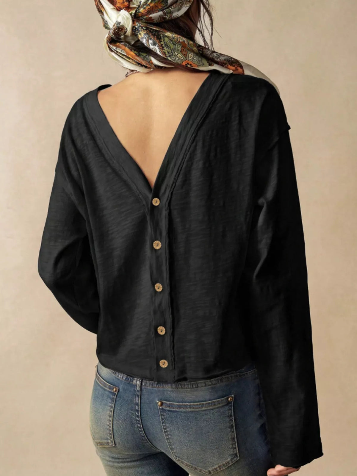 exposed seam long sleeve shirt with two way to wear | dropsona - neutral - usage example
