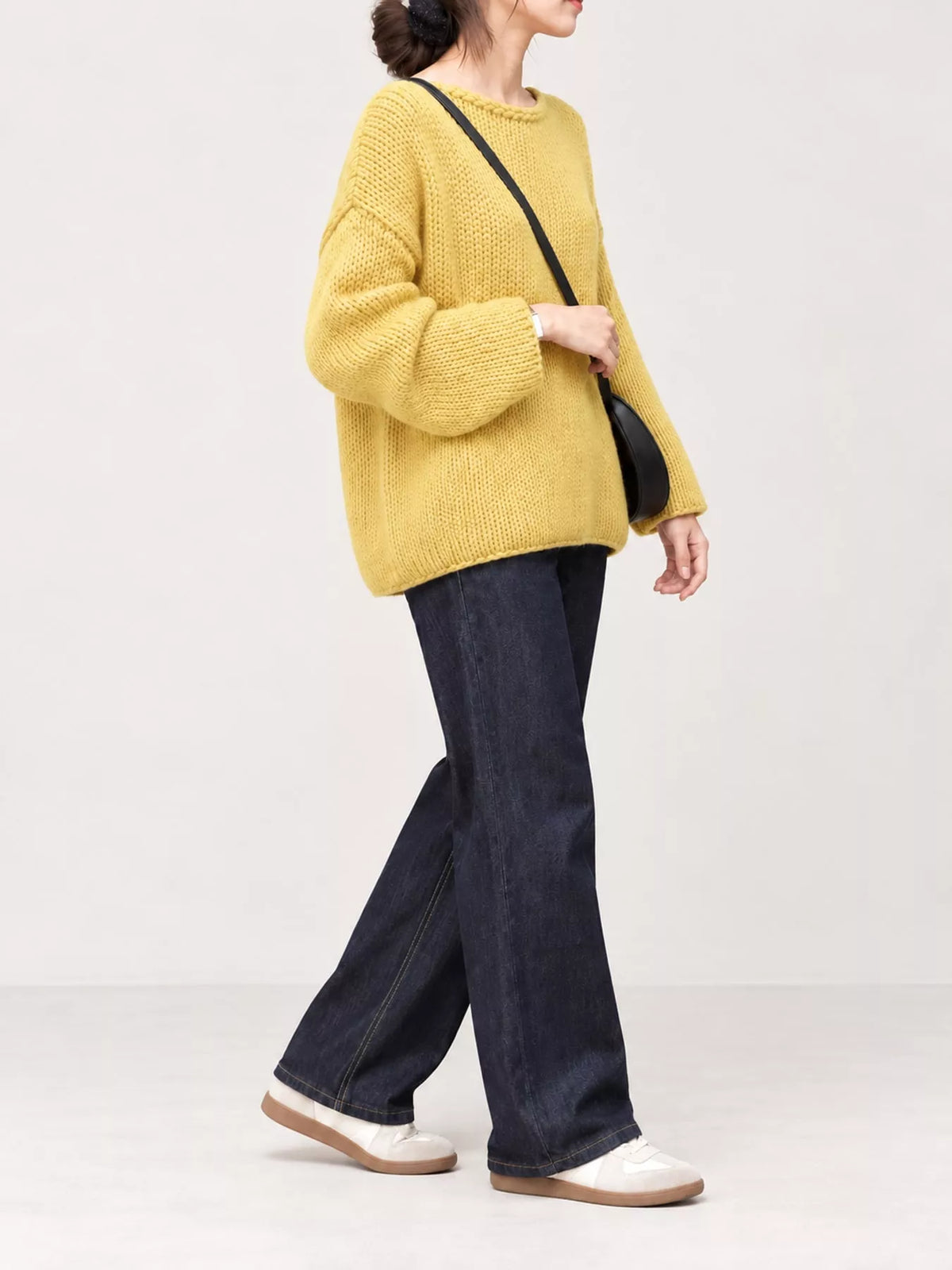 chunky knit dropped shoulder sweater | dropsona - neutral - close-up detail