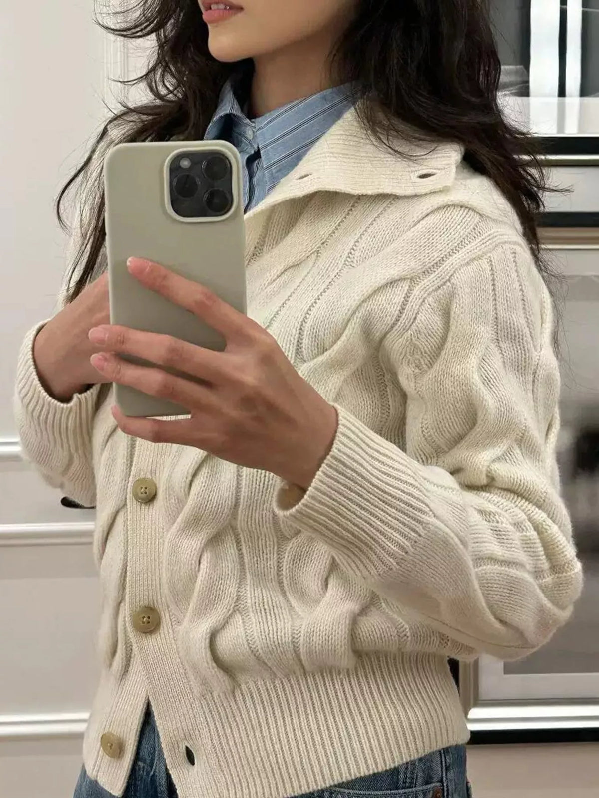cable knit button up cardigan | dropsona sheep wool 95 - neutral - material texture