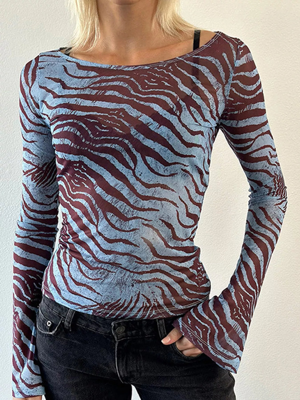 printed long sleeve slim fit t-shirt – basic style | dropsona - neutral - front view