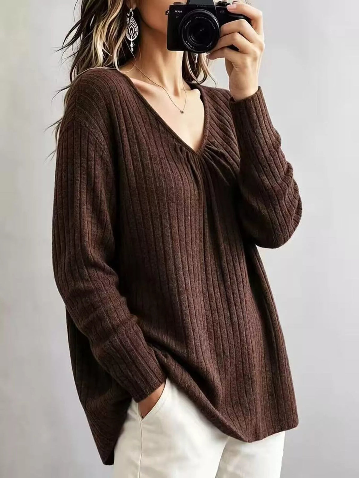 v-neck ribbed long sleeve t-shirt – | dropsona - neutral - usage example
