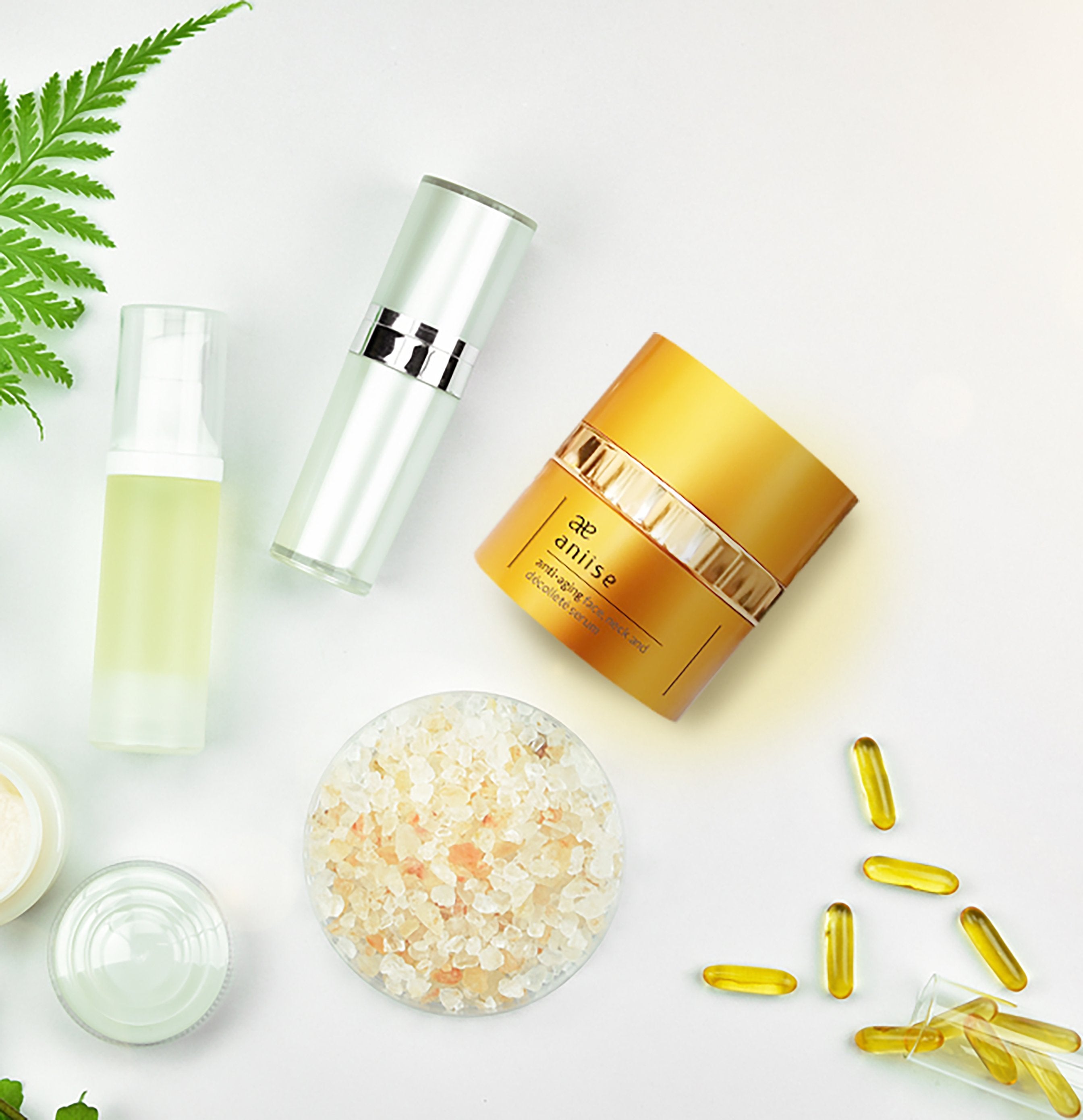 anti-aging face neck and décolleté serum – the aniise | dropsona - neutral - usage example